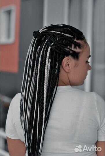 Косы с канекалоном