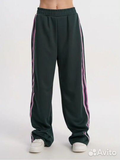 Широкие брюки с лампасами твое