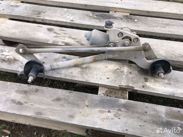 Трапеция дворников toyota yaris scp90