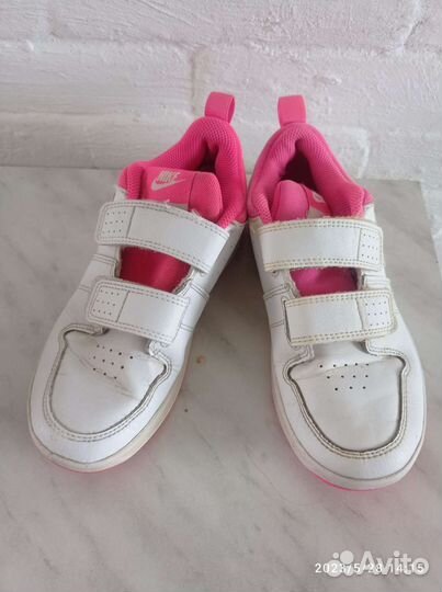 Кроссовки nike оригинал 33 размер, стелька 21,3 см