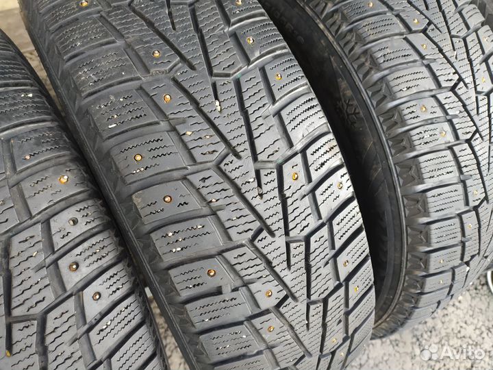 Nexen Winguard WinSpike 215/65 R16