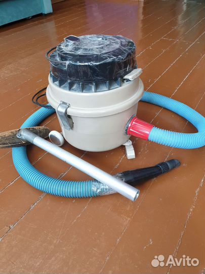 Пылесос Уралец бу