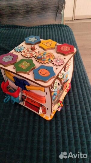 Бизиборд, мольберт, парковка для машинок