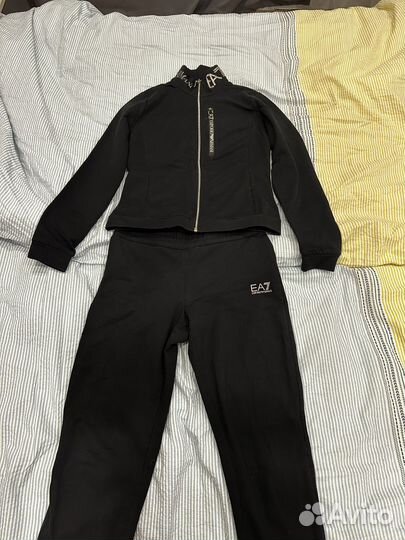 Женский спортивный костюм Emporio Armani