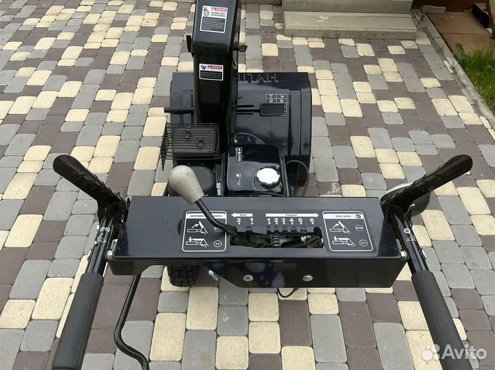 Снегоуборщик hyundai S 6560