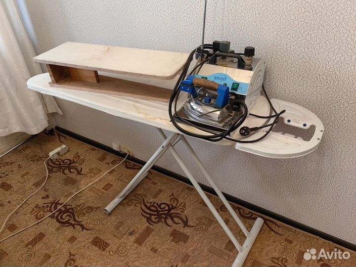 Утюг с парогенератором профессиональный