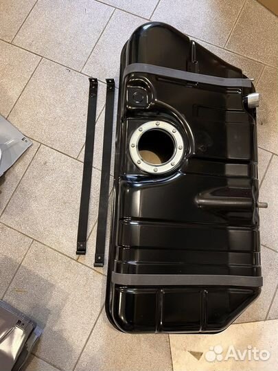 Бензобак ваз лада с хомутами крепления