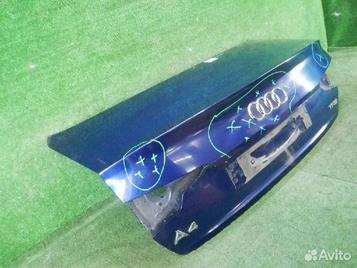 Крышка багажника Audi A4/RS4