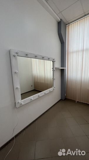 Зеркало гримерное большое