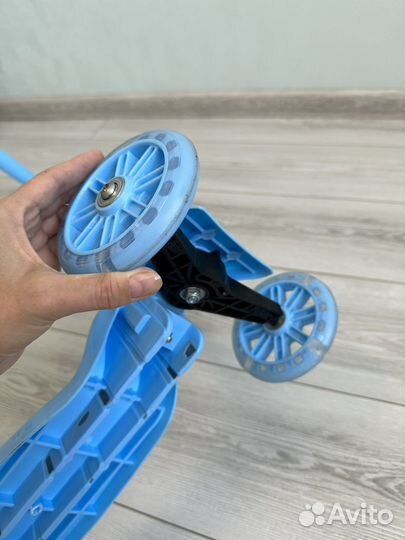 Самокат для малыша