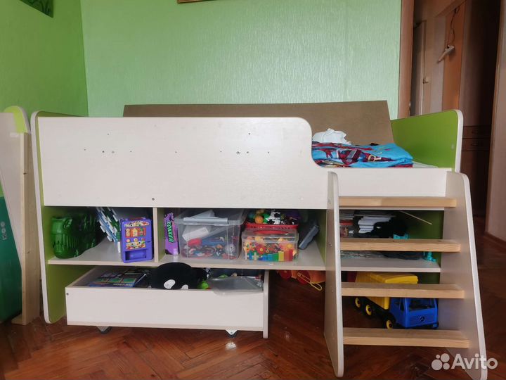 Детская кровать с матрасом