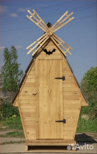 Уличный туалет с установкой