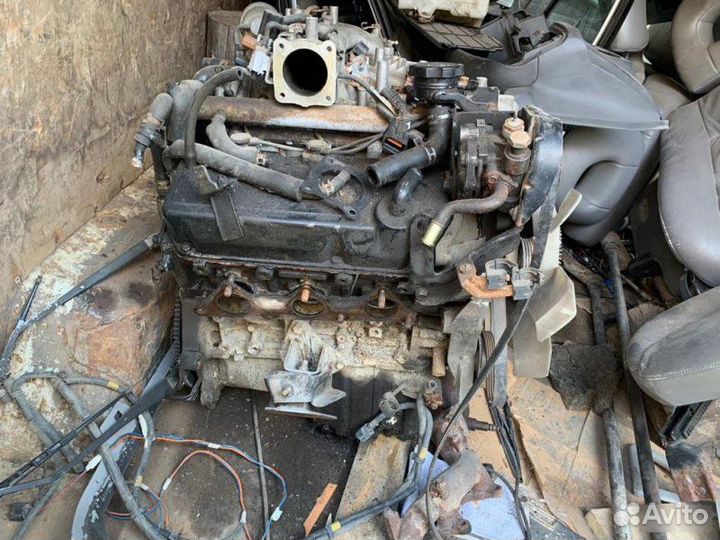 Двигатель Mitsubishi Pajero 6G72