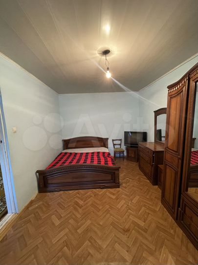 1-к. квартира, 48 м², 1/3 эт.