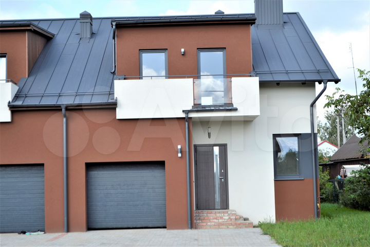 Таунхаус 160 м² на участке 3 сот.