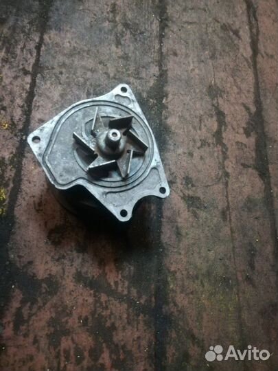 Помпа водяная