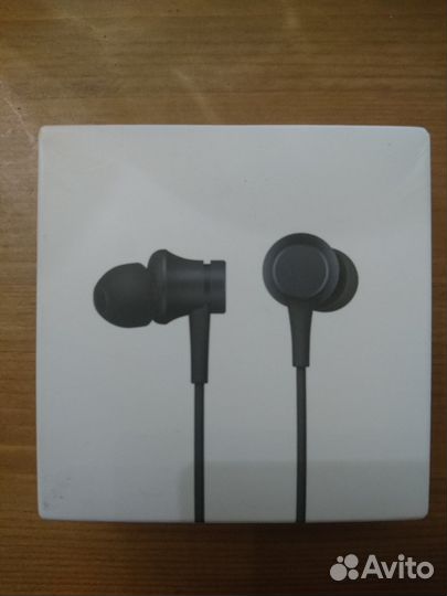 Наушники Xiaomi Mi In-Ear Headphones Basic (Fresh)