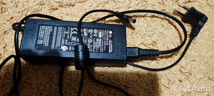 Блок питания для ноутбука
