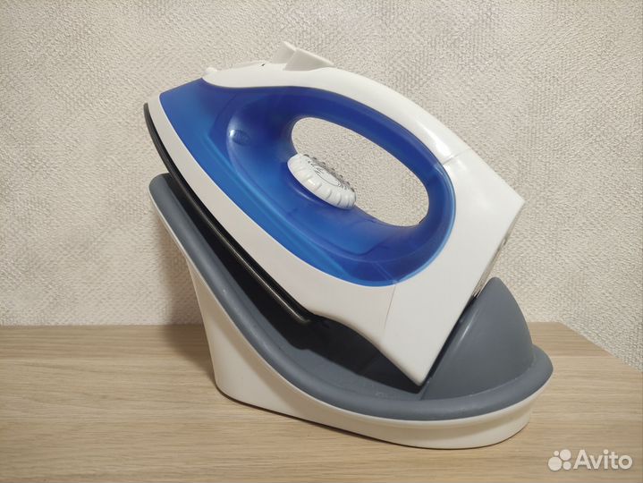 Утюг беспроводной