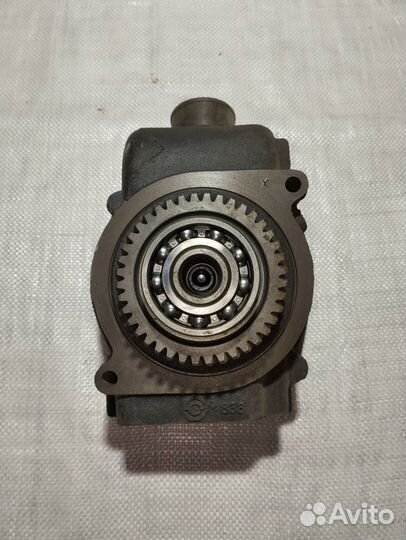 Насос водяной С6121 SD16