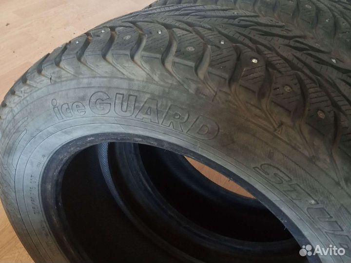 Arctic Trucks AT405 215/60 R16 30Q