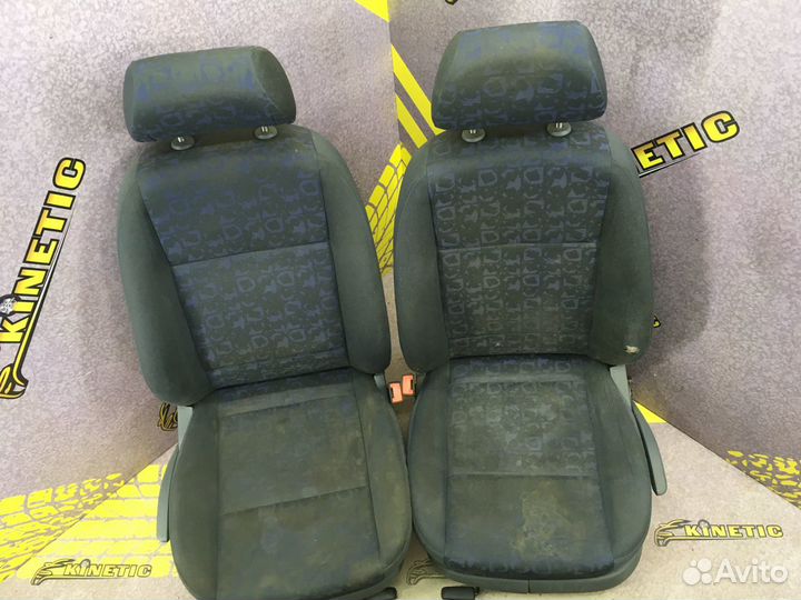 Сиденье переднее Кресло Октавия Octavia A4
