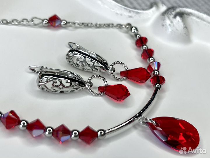 Колье чокер swarovski