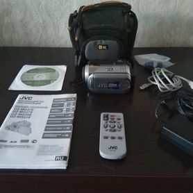 Продам видеокамеру jvc