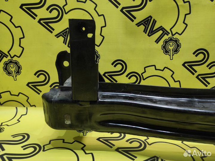 Усилитель бампера передний Volkswagen Tiguan 5NZ