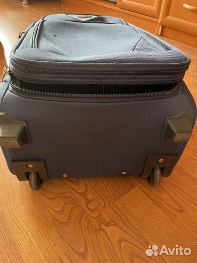 Чемодан ручная кладь