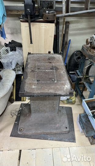 Сверлильный станок советский