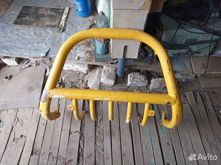 Кенгурятник нива