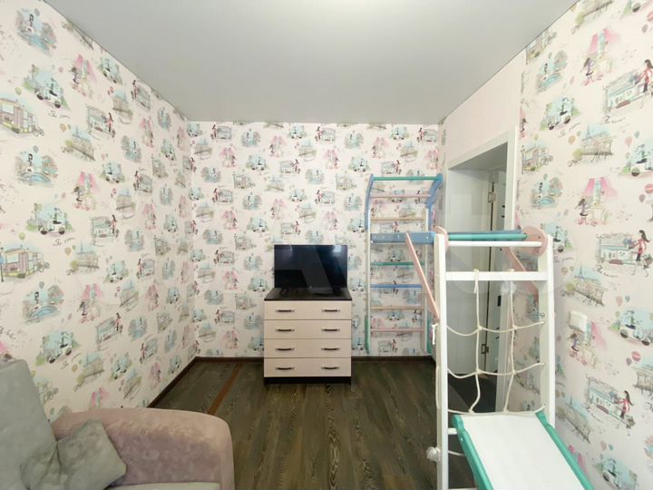 2-к. квартира, 40,6 м², 1/3 эт.