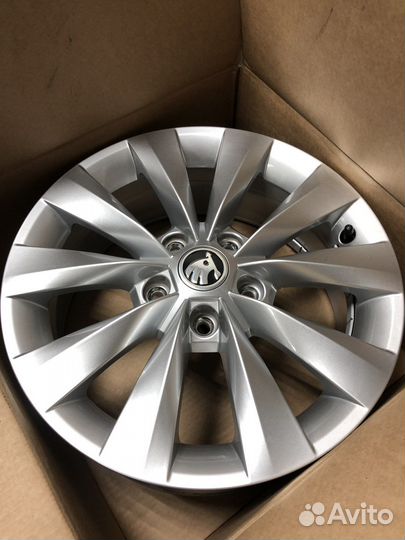 Новые Skoda Karok R16