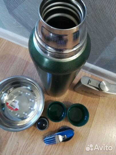 Термос, фляжка, тарелка и вилка-ложка