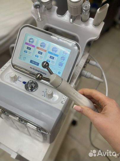 Косметологический аппарат гидропилинга 6 в 1