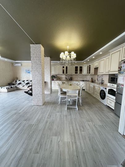 Дом 168 м² на участке 10 сот.