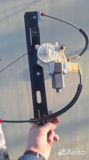 Стеклоподъемник автоматический Форд Мондео 4