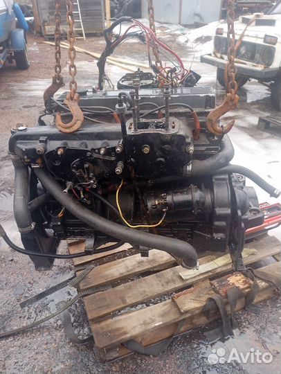 Двигатель mercruiser3. 7