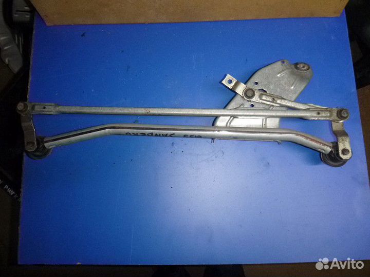 Трапеция стеклоочистителей renault sandero 2009