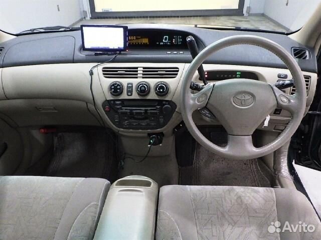 Молдинг двери Toyota Vista/Vista Ardeo AZV50/AZV50G/AZV55/AZV55G/SV50/SV50G/SV55/SV55G/ZZV50/ZZV50G