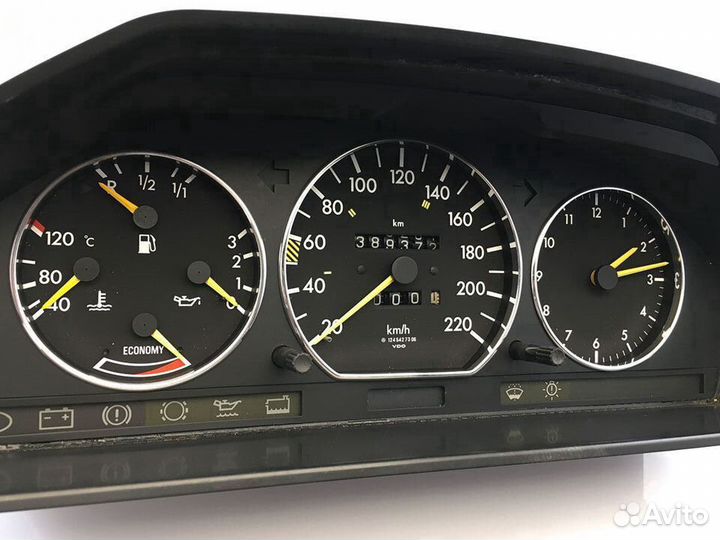 Кольца приборной панели Mercedes W124 (85-97)