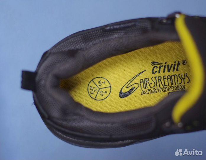 Новые турист. кроссовки с Гортекс (Германия) р.37