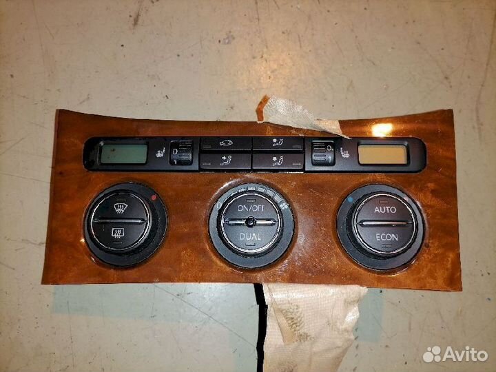 Блок управления климат-контролем Volkswagen Passat