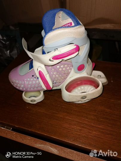 Роликовые коньки 4х колёсные