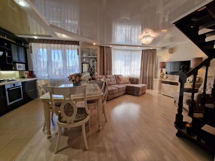 3-к. квартира, 128 м², 5/6 эт.