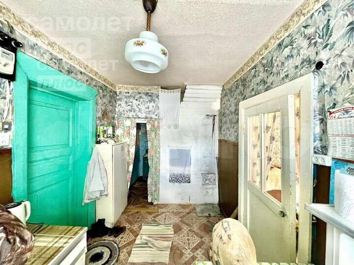 Дом 29,7 м² на участке 12 сот.