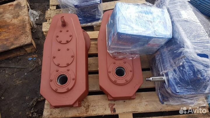 Редукторы / Тельферы / лот fbbym 96510