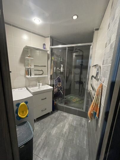 4-к. квартира, 79 м², 4/5 эт.