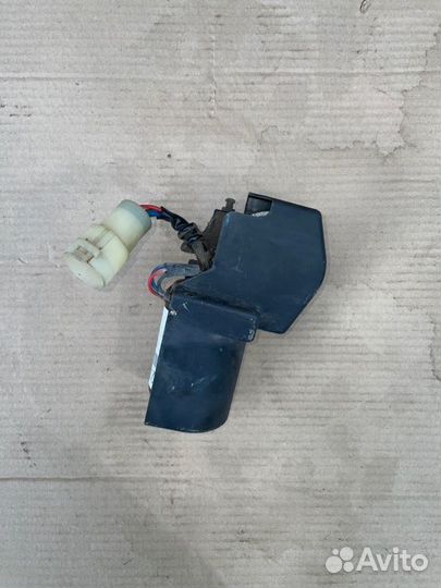 Моторчик стеклоочистителей передний Daewoo Nexia